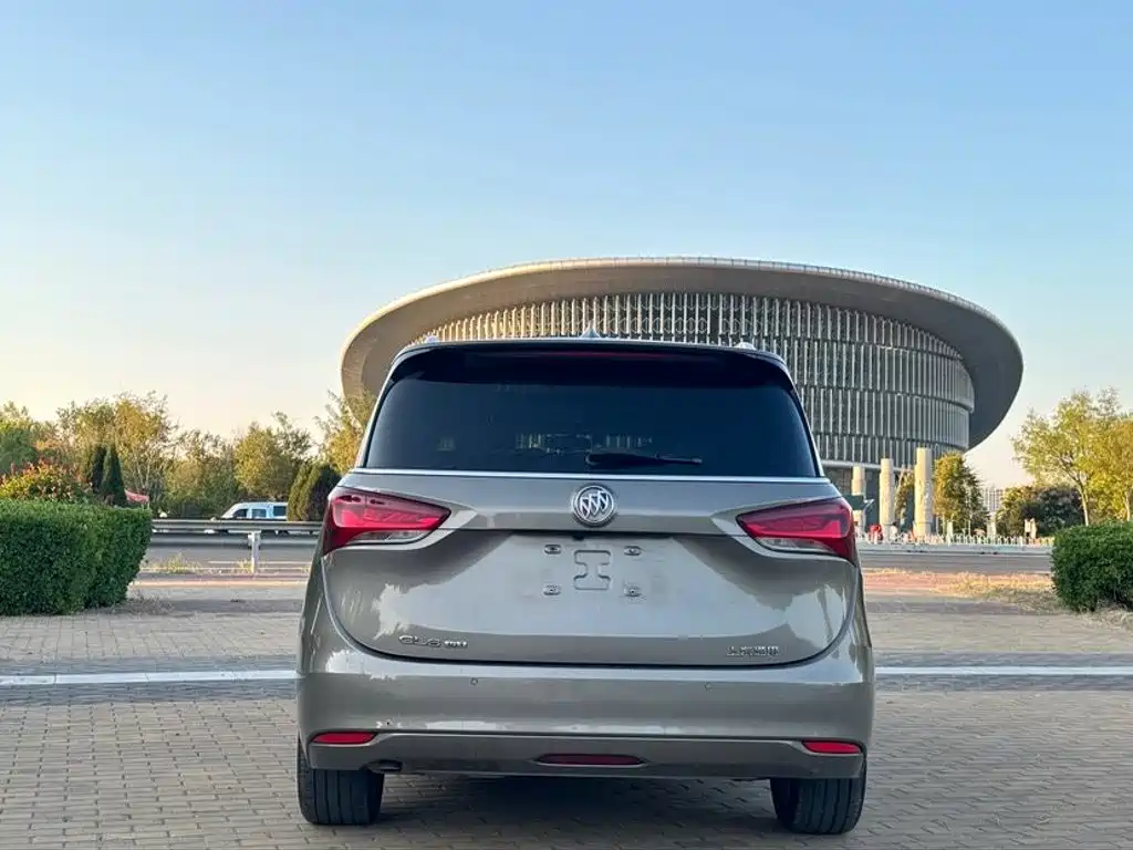 Buick GL6 — миниатюра 5