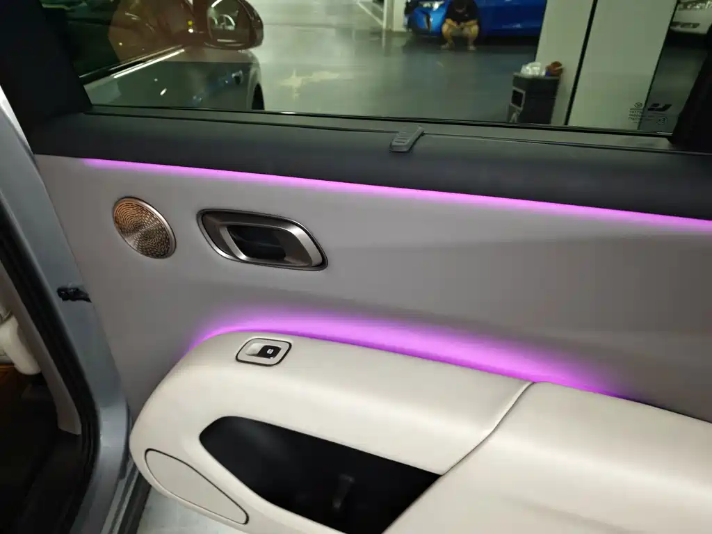 Li Auto Li i8 — миниатюра 10
