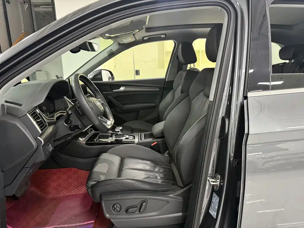 Audi Q5L — миниатюра 11