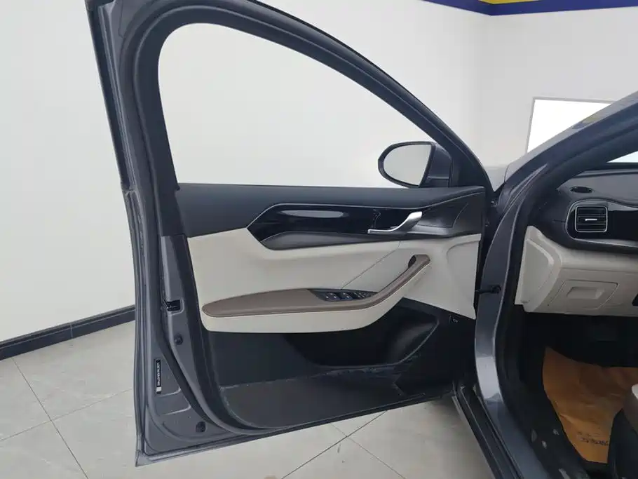 BYD Qin PLUS — миниатюра 7