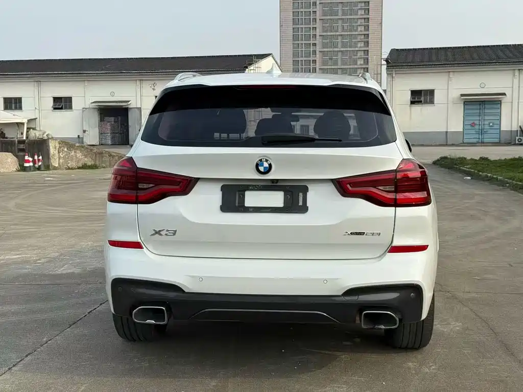 BMW X3 — миниатюра 8