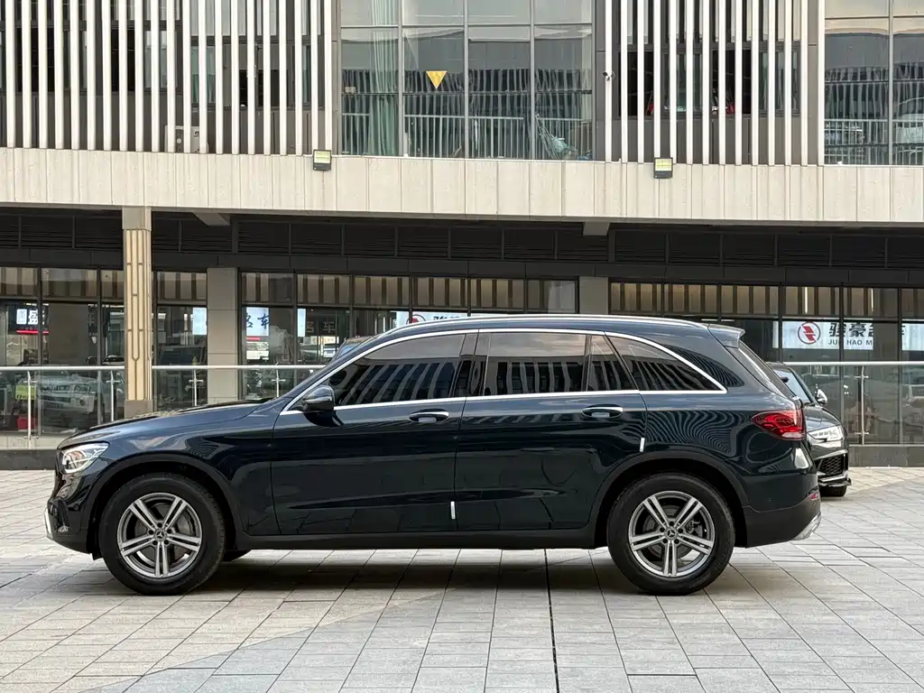 Mercedes-Benz GLC — миниатюра 7