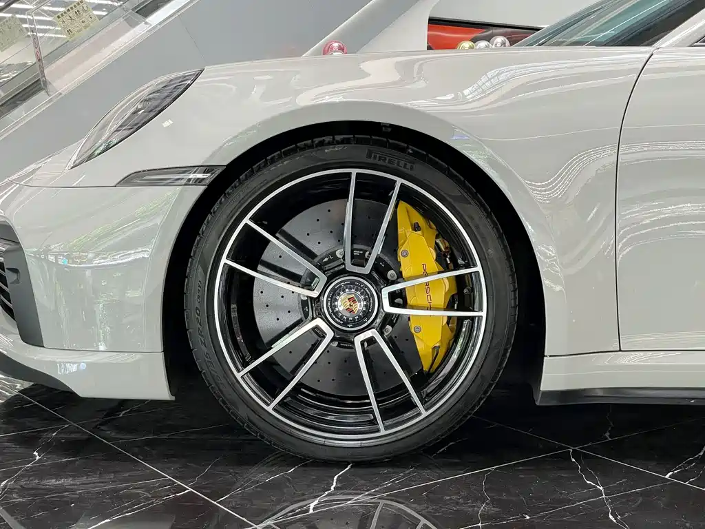 Porsche 911 2022 Turbo S 3.7T