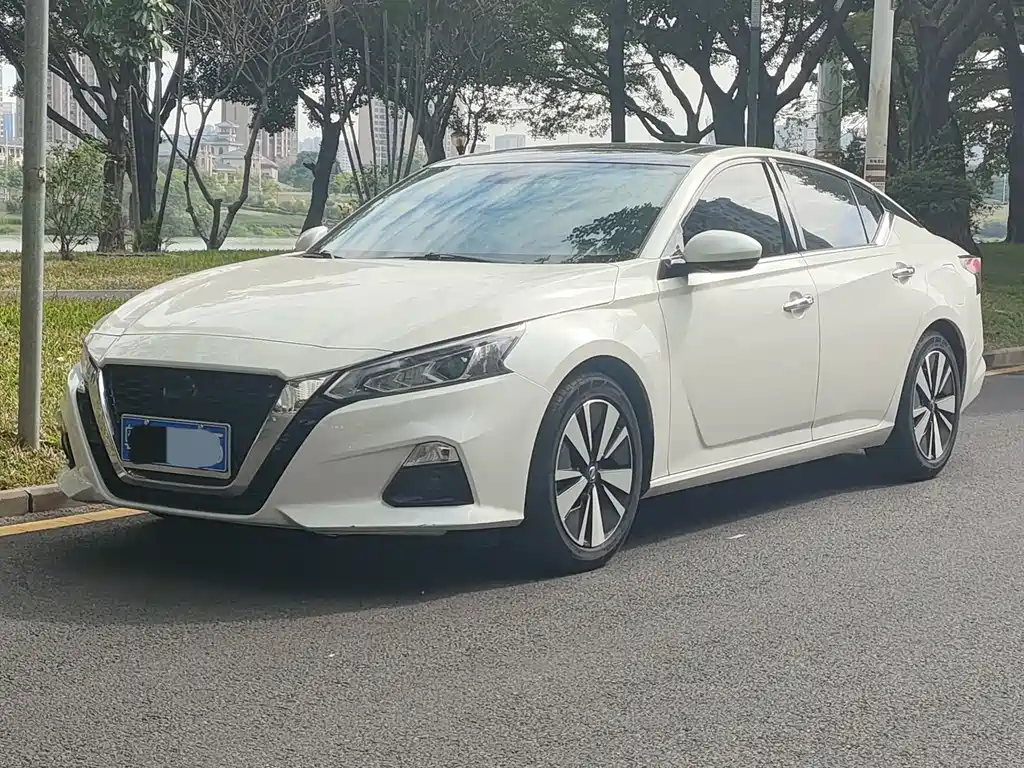 NISSAN TEANA
