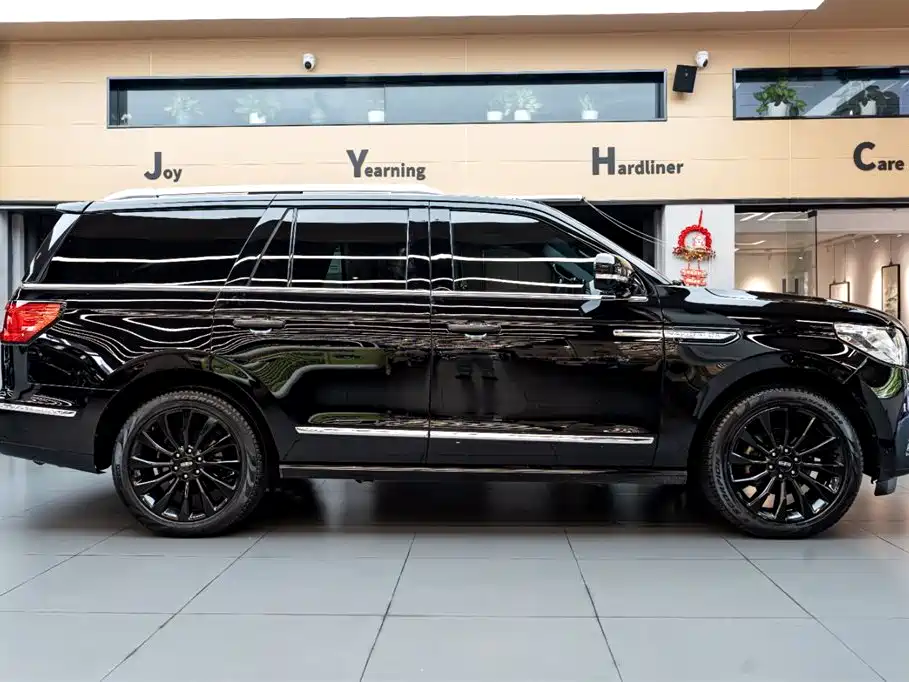 Lincoln Navigator 2018 3.5T V