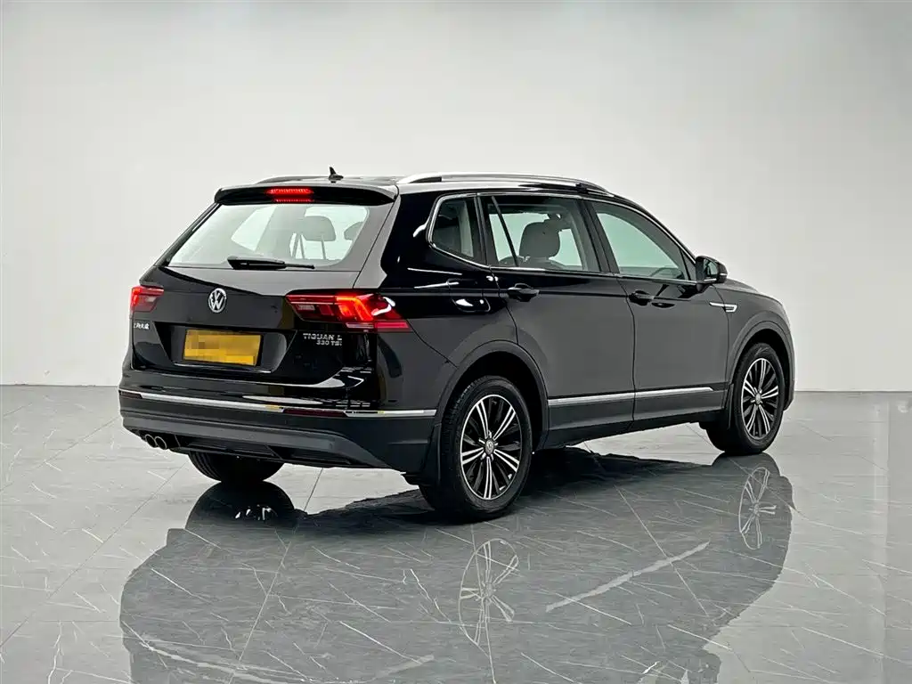 Volkswagen Tiguan L L 2020 330TSI AT Comfort VI