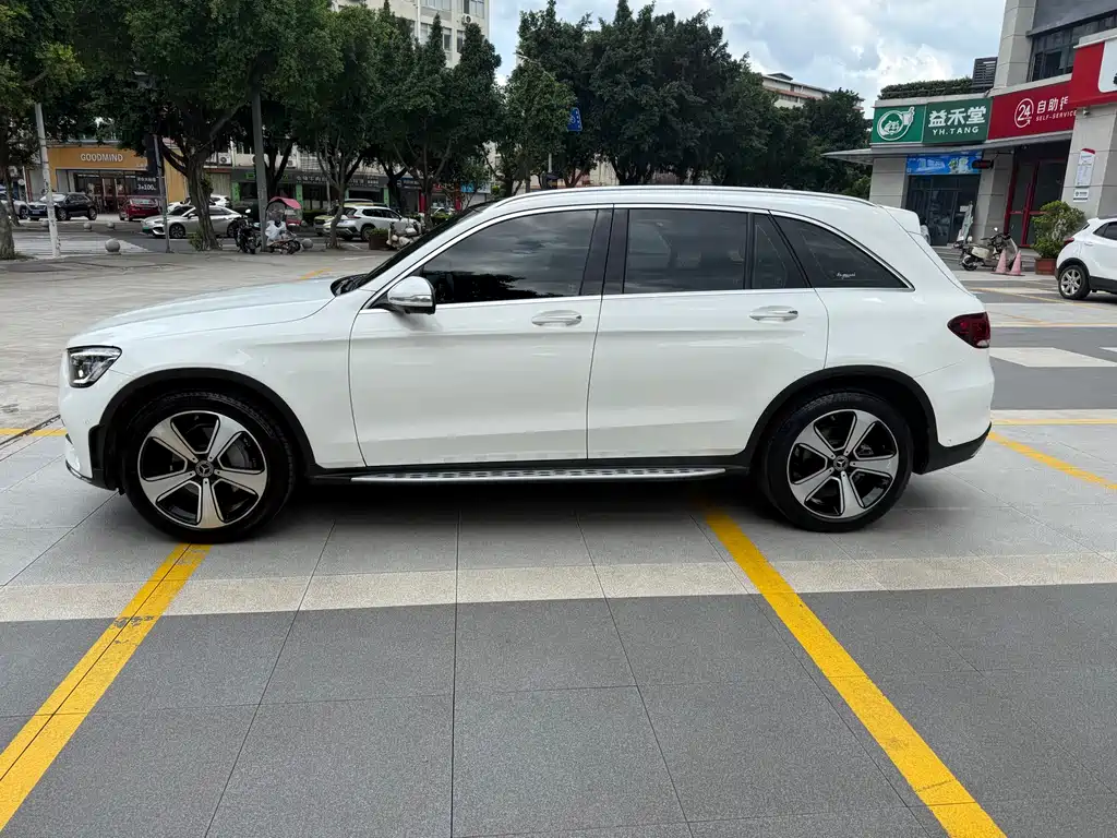 Mercedes-Benz GLC 2020 GLC 300 L 4MATIC Luxury