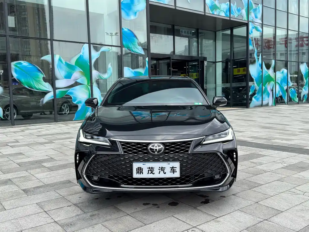 Toyota Avalon — миниатюра 2