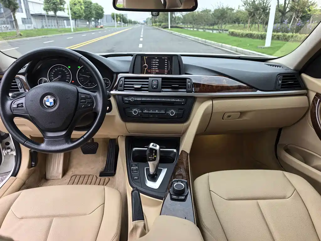 BMW 3 Series — миниатюра 9