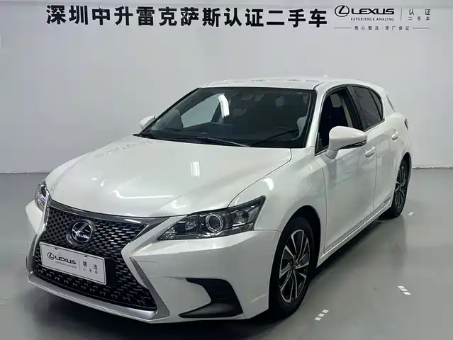 LEXUS CT 2020
