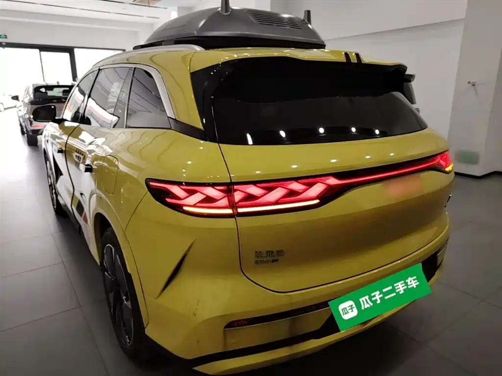 BYD Tang L L 2025 DM 175KM