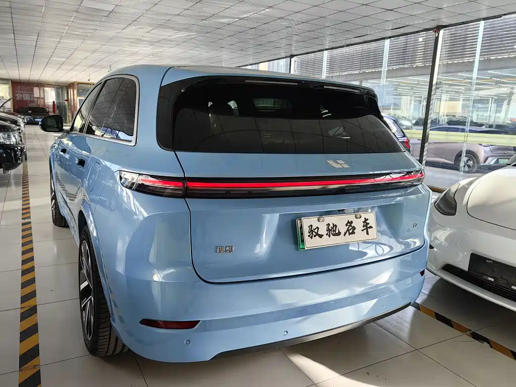 Li Auto IDEAL L7