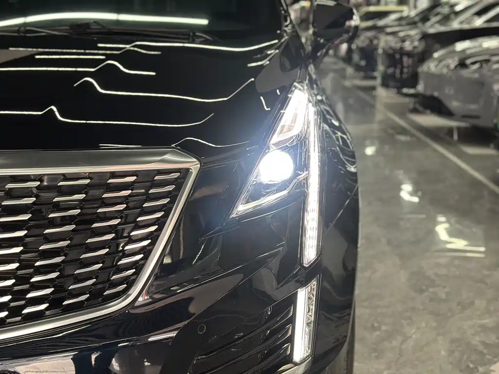 Cadillac XT5 2021 2.0T Luxury