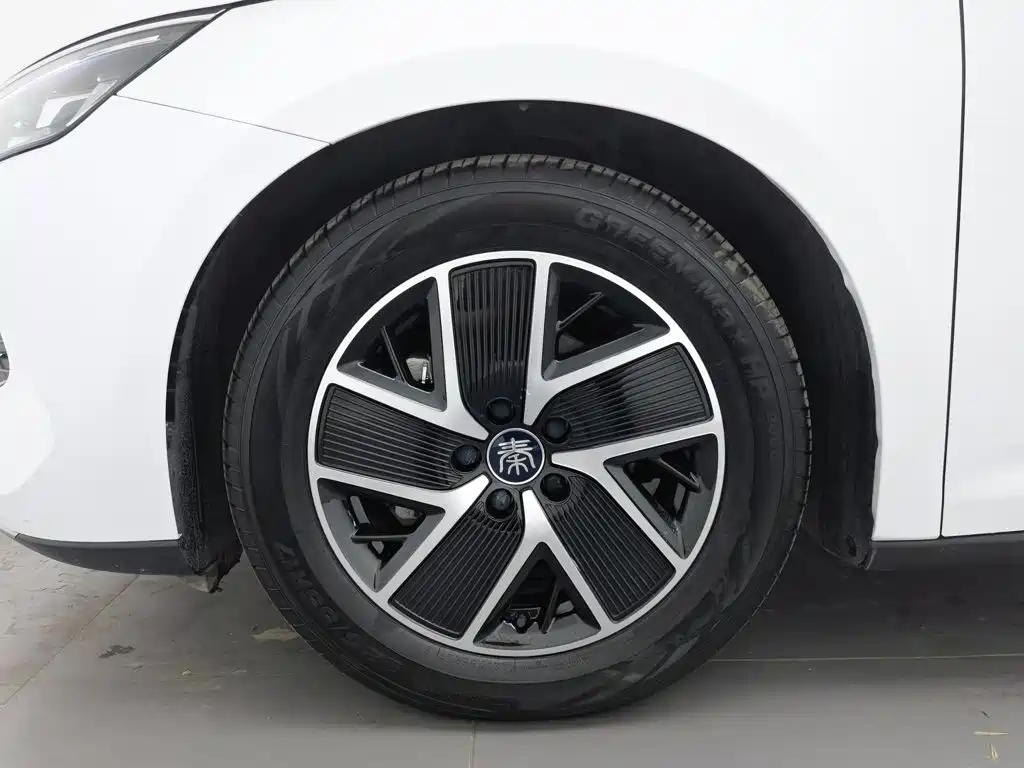 BYD Qin L — миниатюра 17