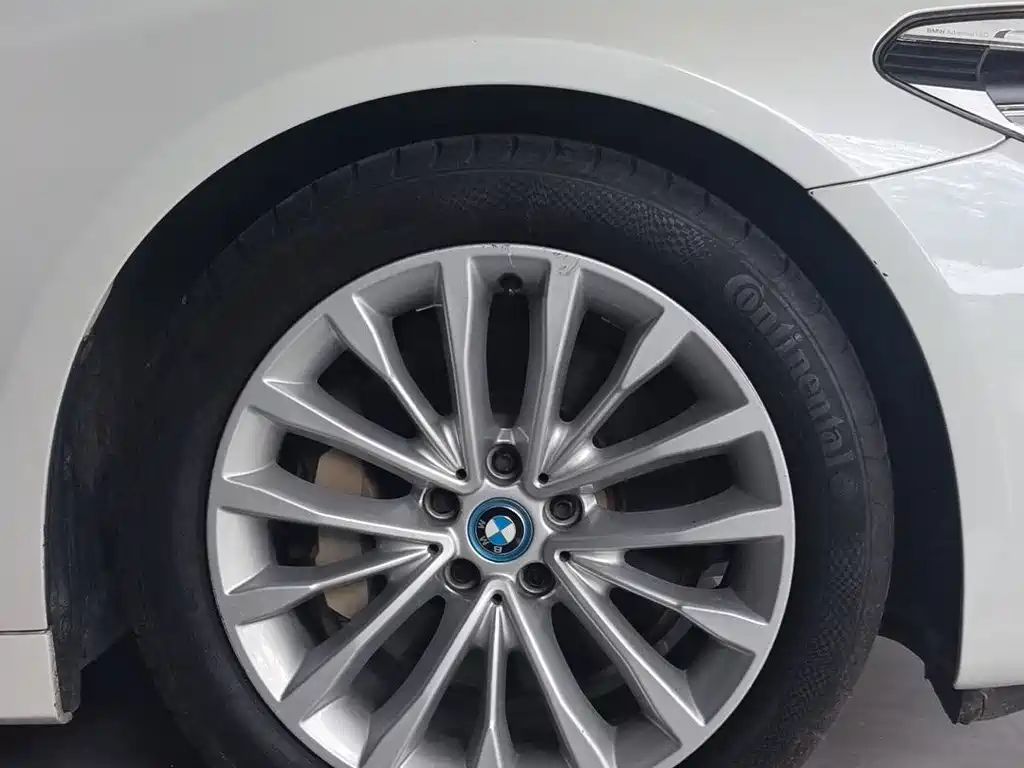 BMW 5 SERIES NEW ENERGY