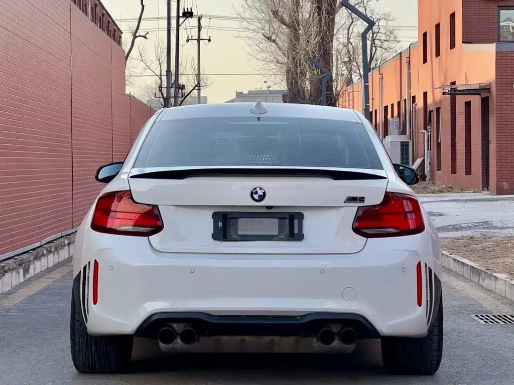 BMW M2