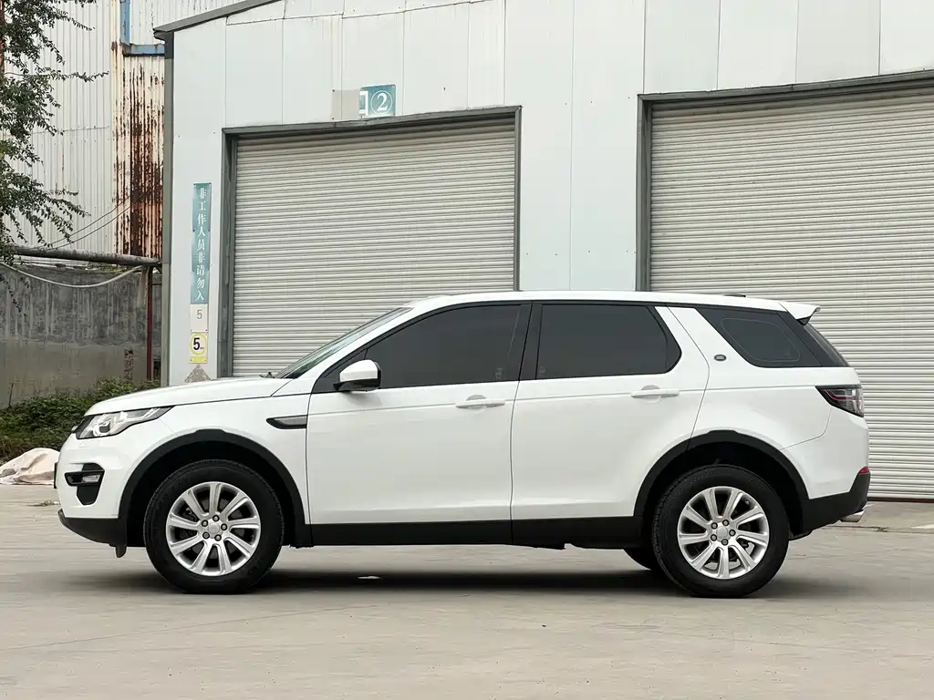 Land Rover Discovery Sport — миниатюра 7