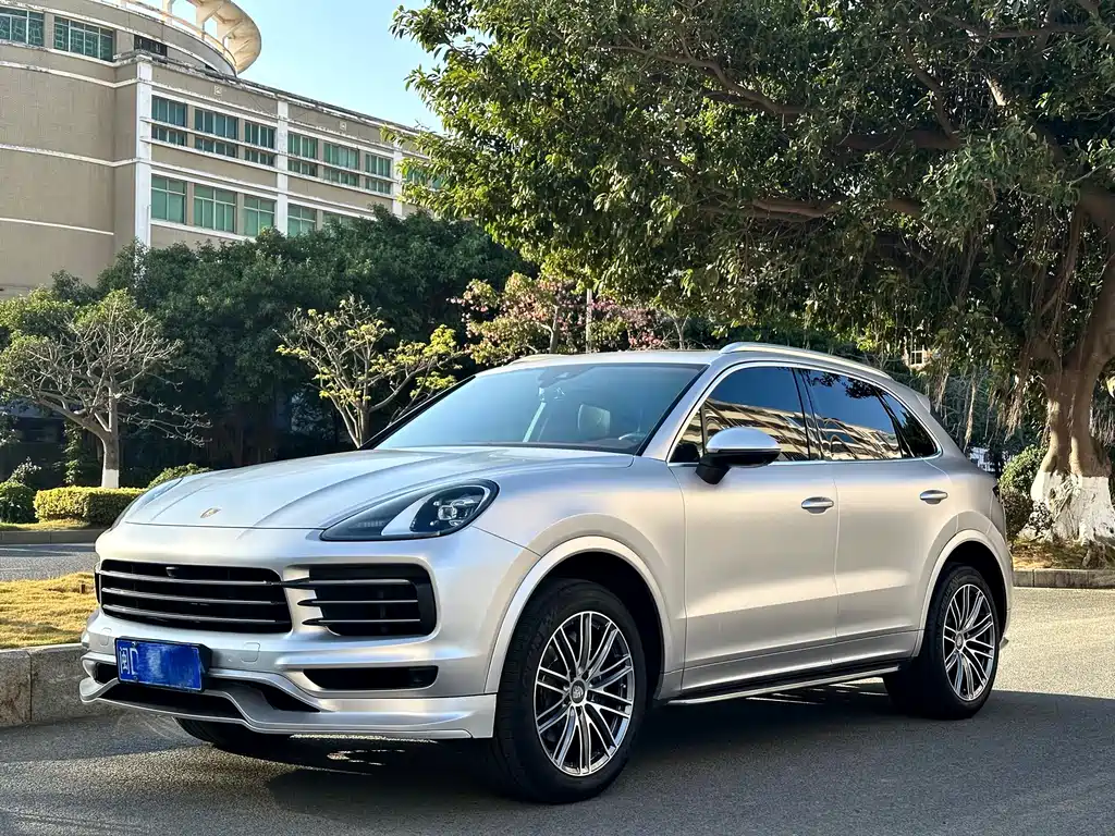 Porsche Cayenne 2020