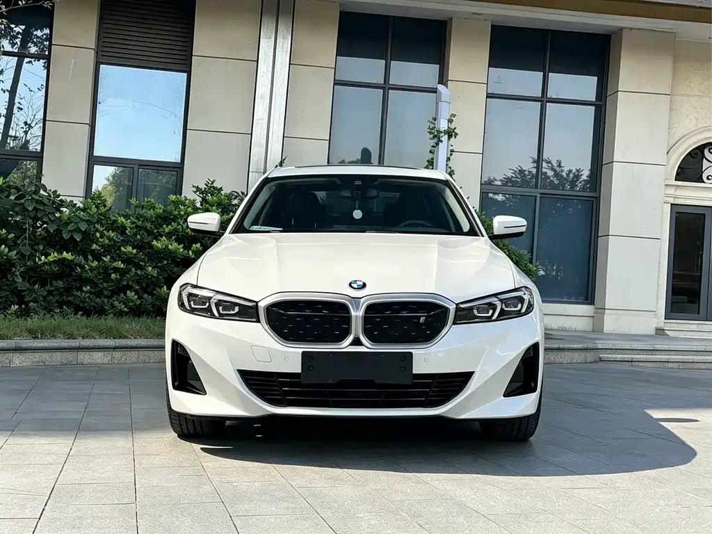 BMW i3 2024 eDrive 35 L