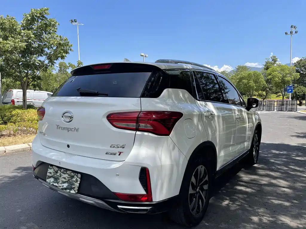 GAC TRUMPCHI GS4