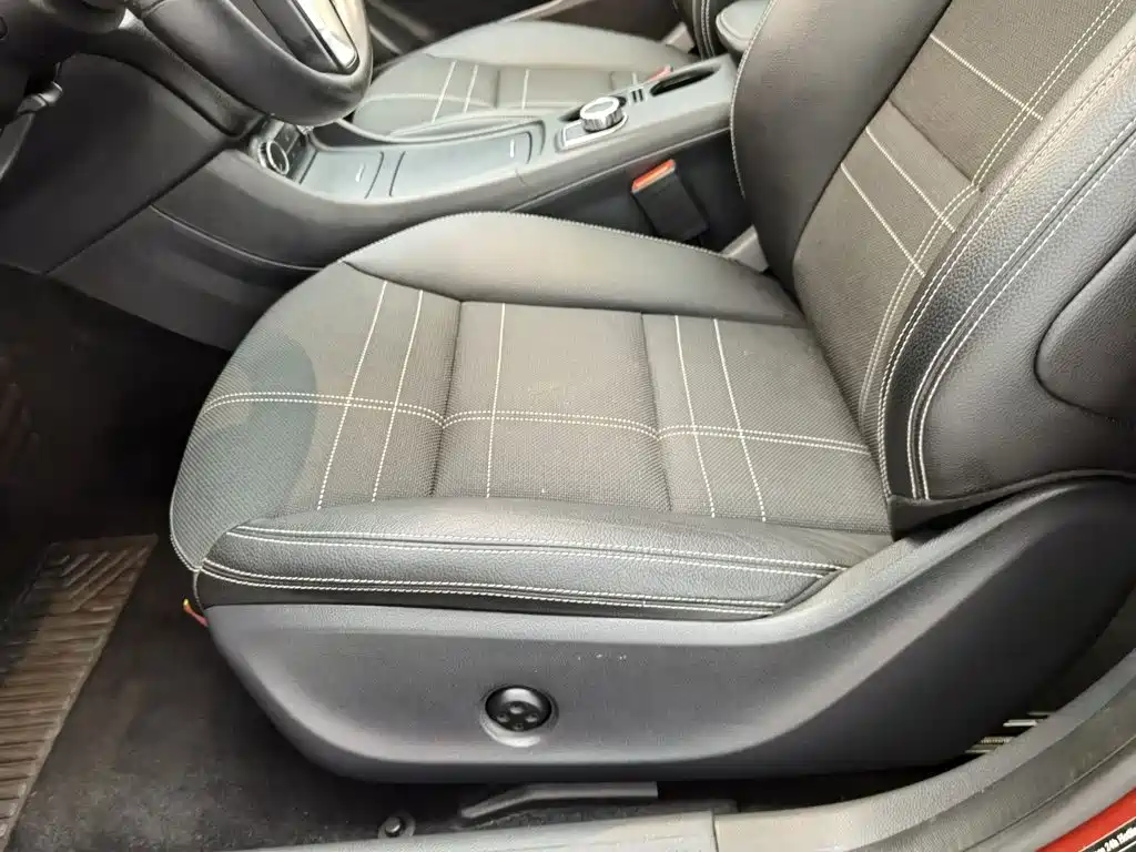 Mercedes-Benz A-Class (Import) — миниатюра 20