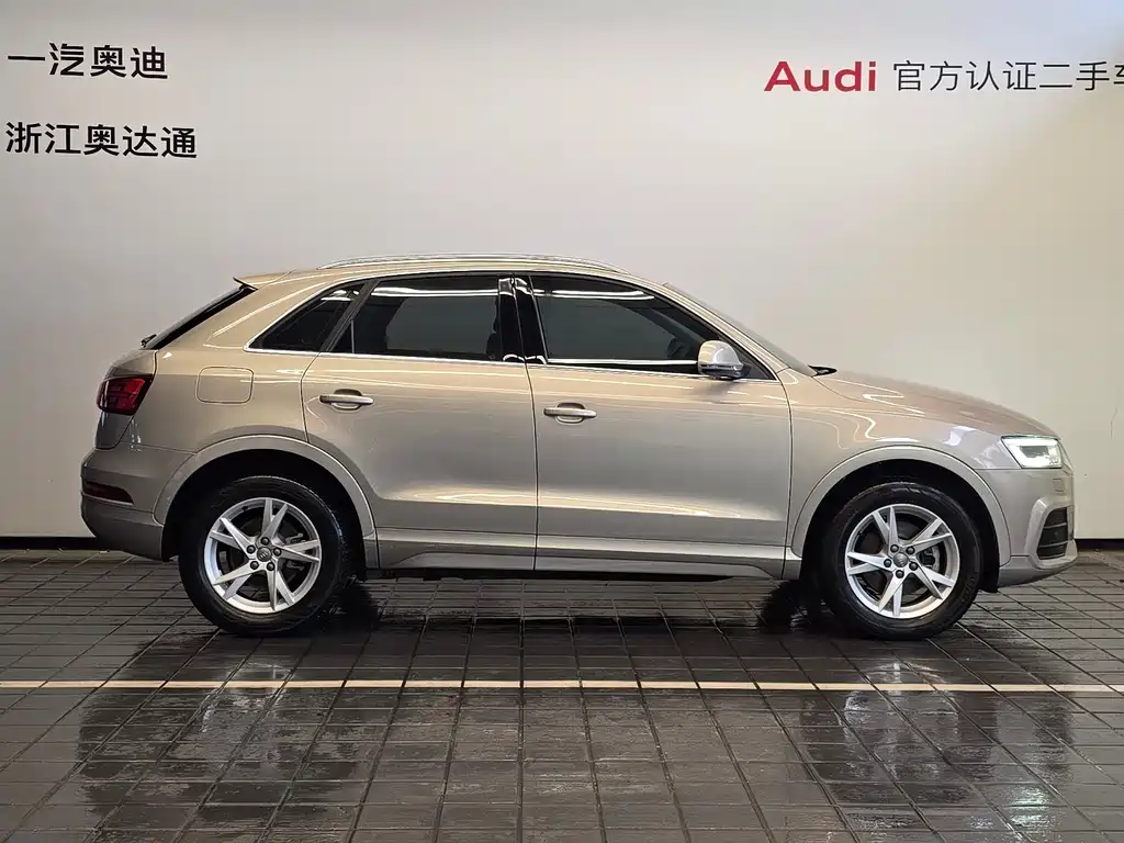 Audi Q3 2018 30 TFSI Fashion