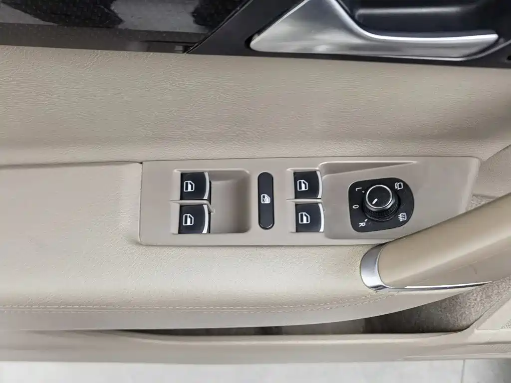 Volkswagen Magotan — миниатюра 9