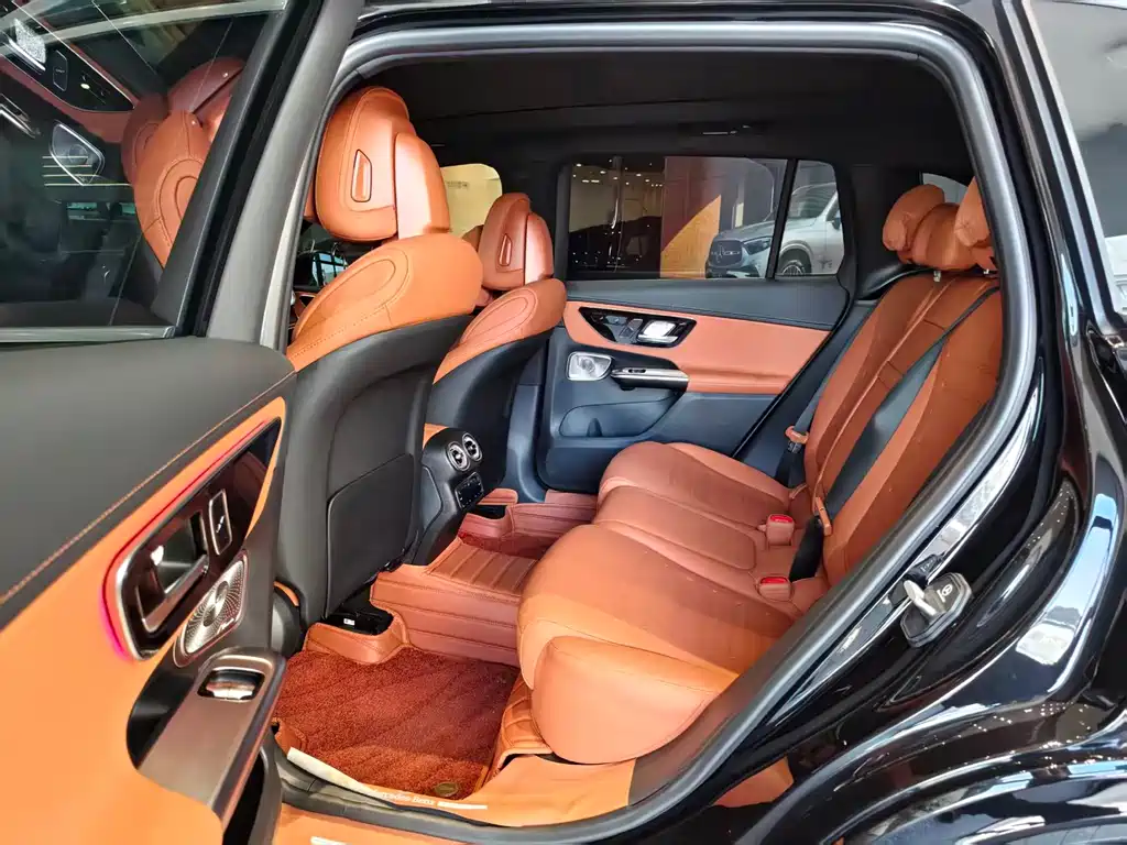 Mercedes-Benz GLC 2026 GLC 300 L 4MATIC 5 мест