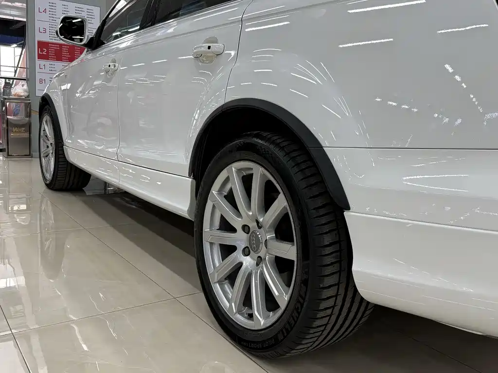 Audi Q7 — фотографии объявления, Фото 12