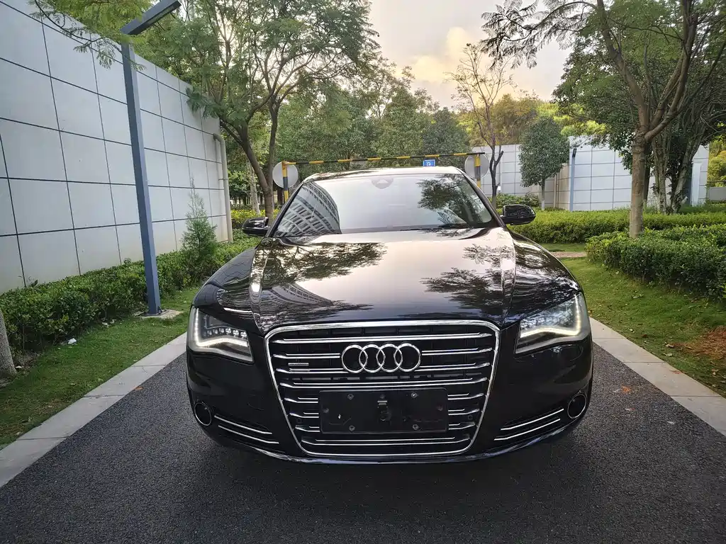 Audi A8 — миниатюра 2