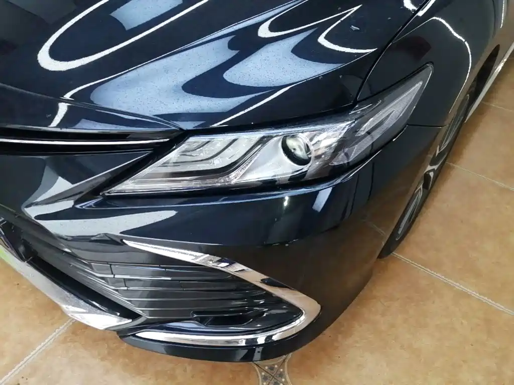 Toyota Camry — миниатюра 24