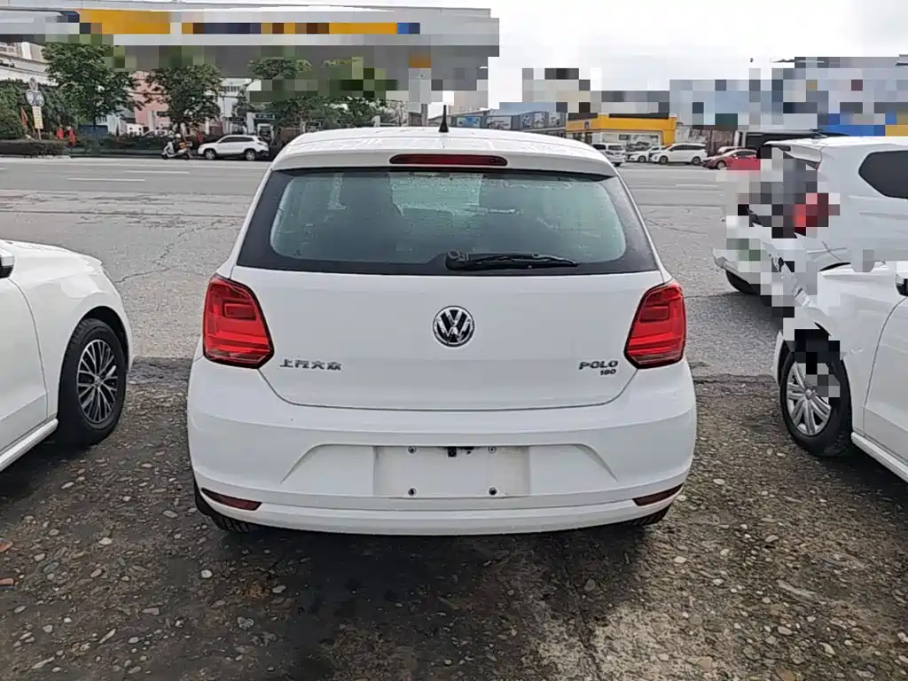 Volkswagen Polo — миниатюра 6