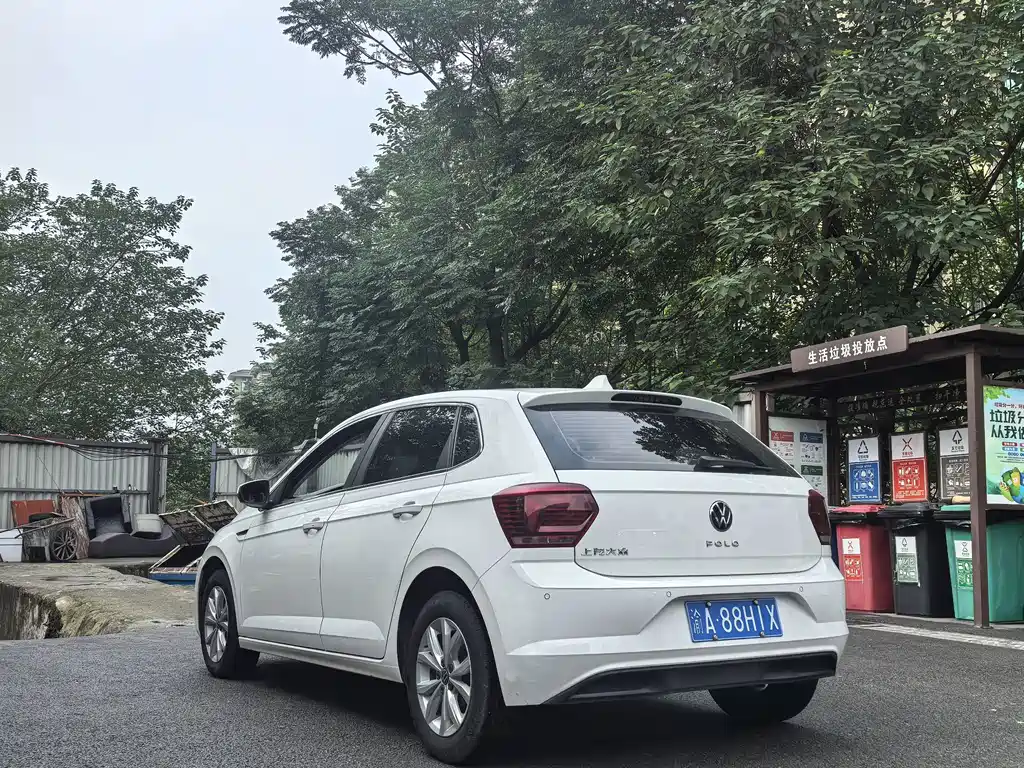 Volkswagen Polo — миниатюра 6