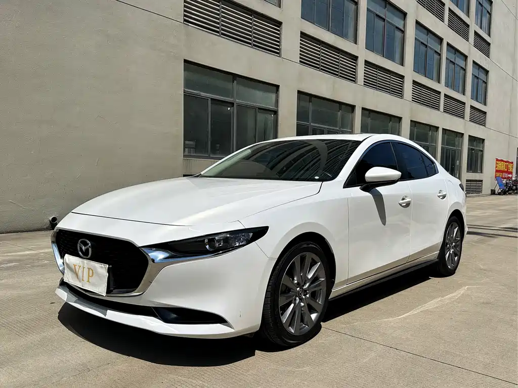 Mazda 3 Axela 2020
