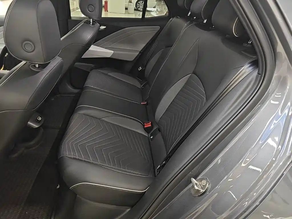 Volkswagen ID.3 — миниатюра 17
