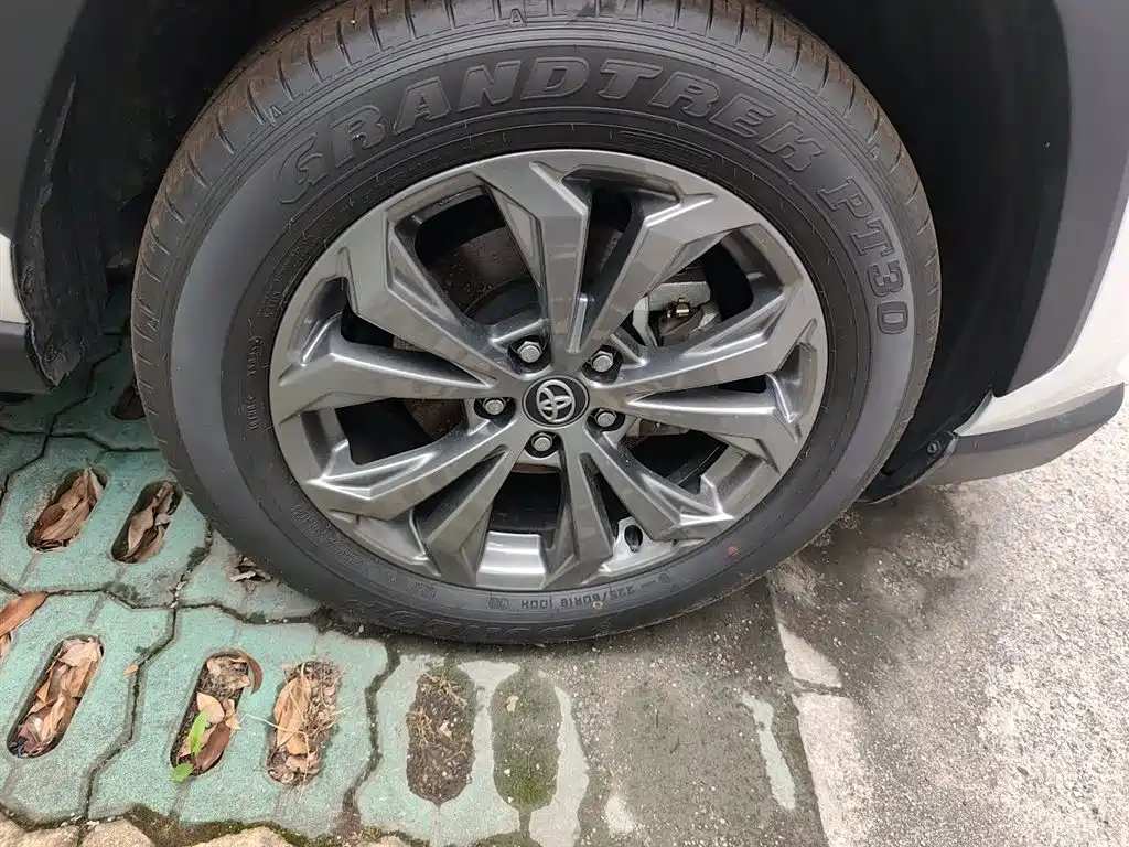 Toyota RAV4 2023 2.0L CVT 20