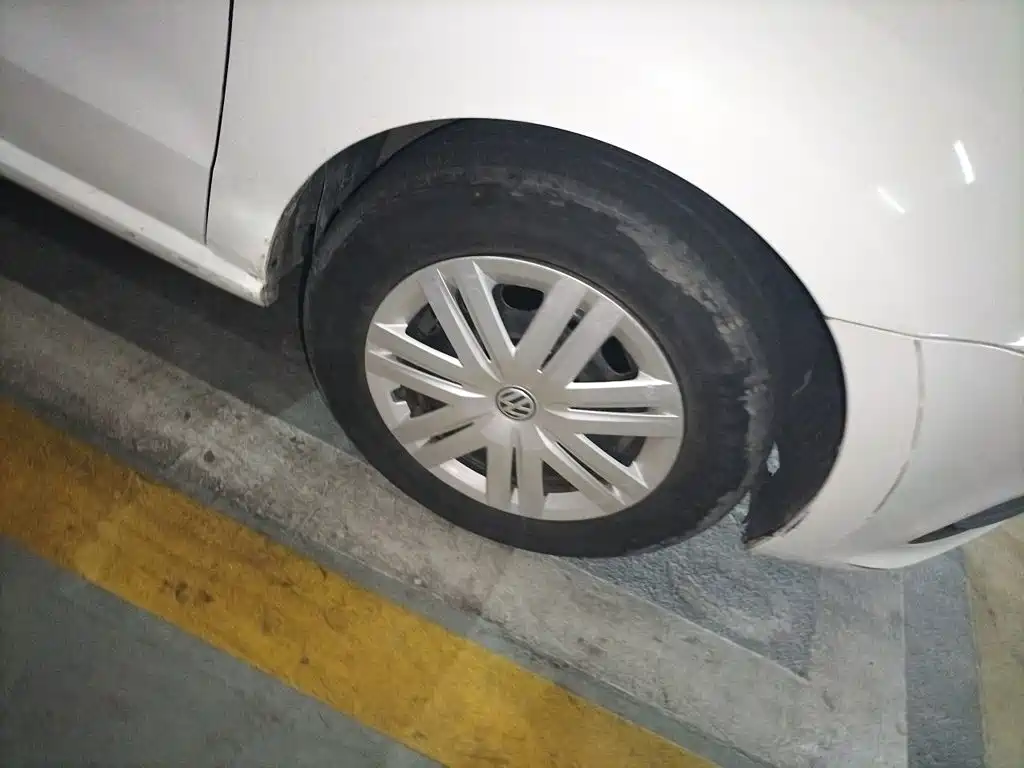 Volkswagen Polo — миниатюра 24
