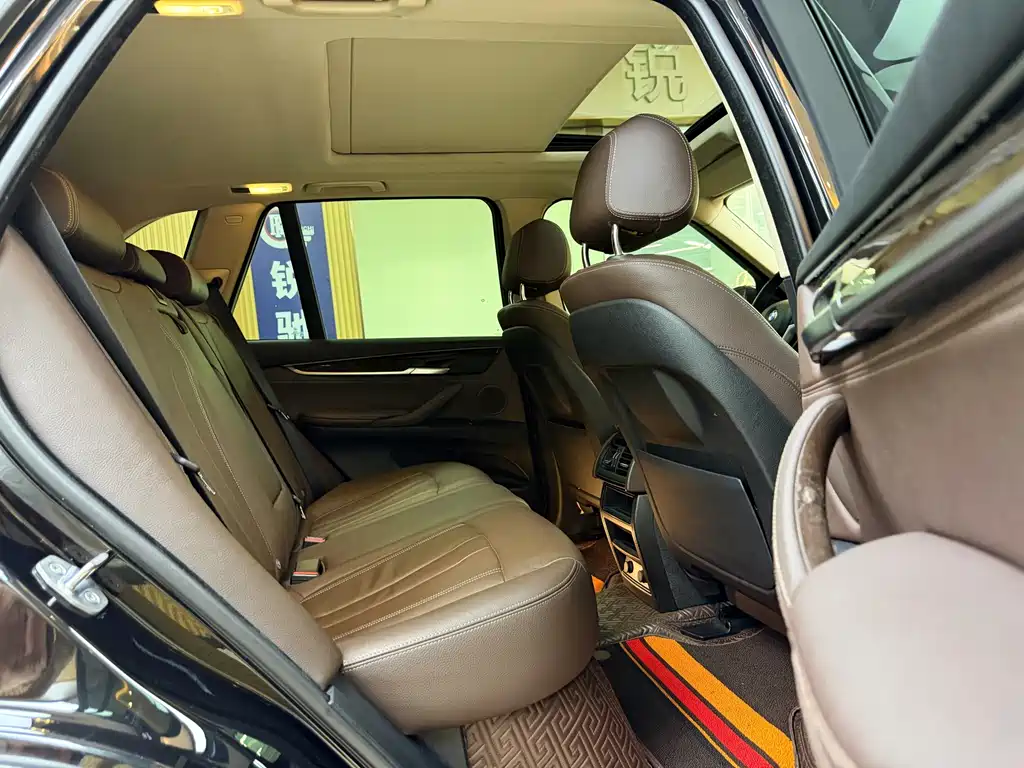 BMW X5 (Import) — миниатюра 7