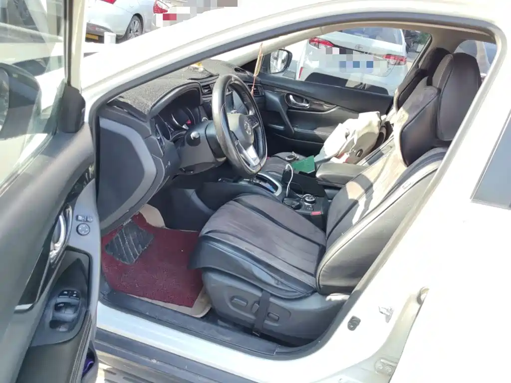 Nissan X-Trail — миниатюра 17