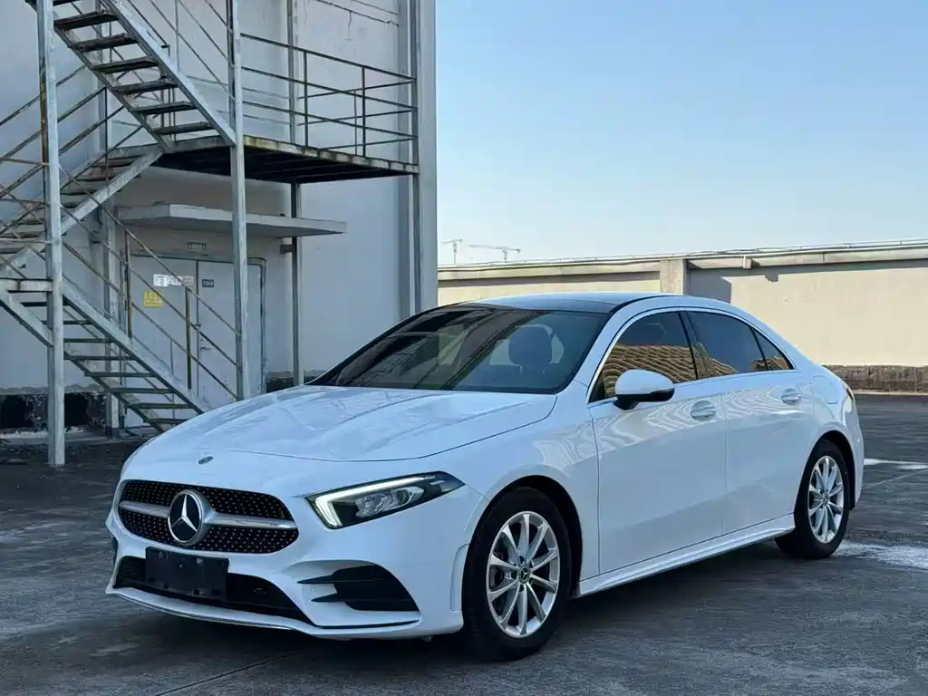 MERCEDES-BENZ A CLASS