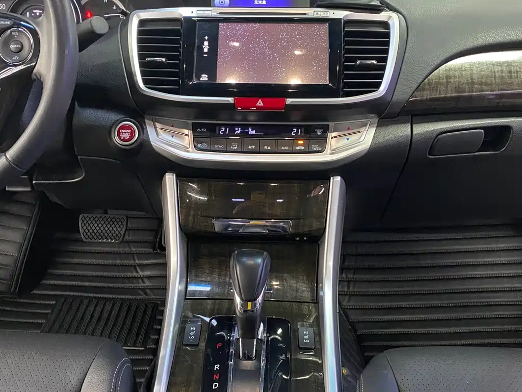 Honda Accord — миниатюра 15