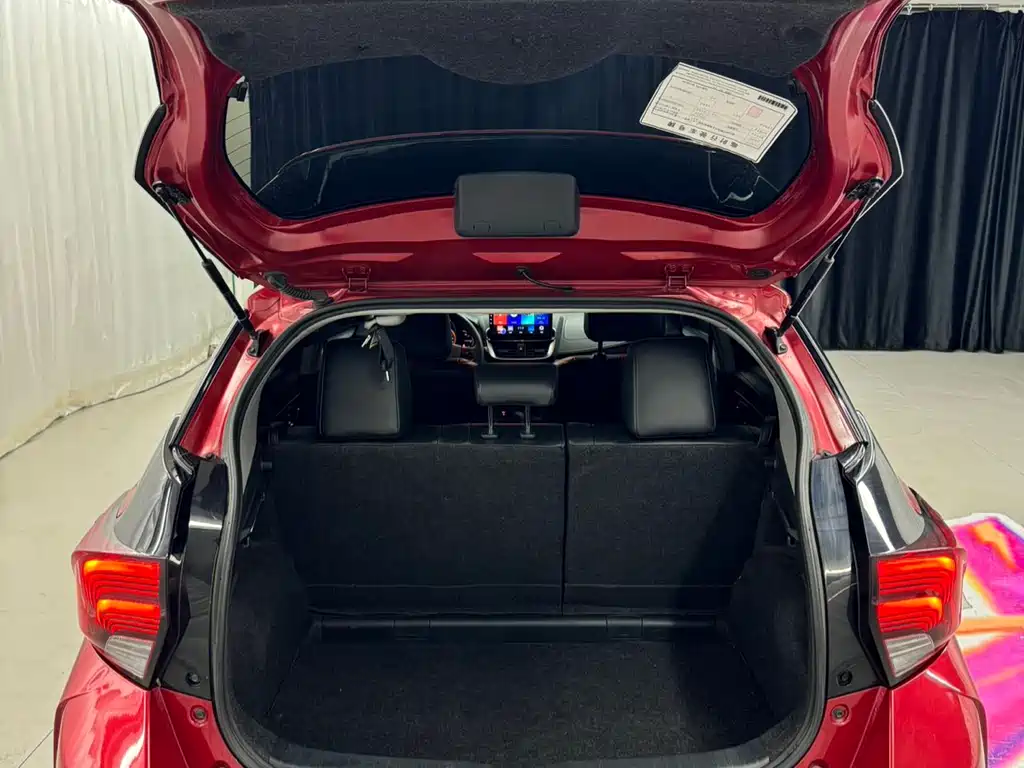 TOYOTA YARIS L ZHIXUAN