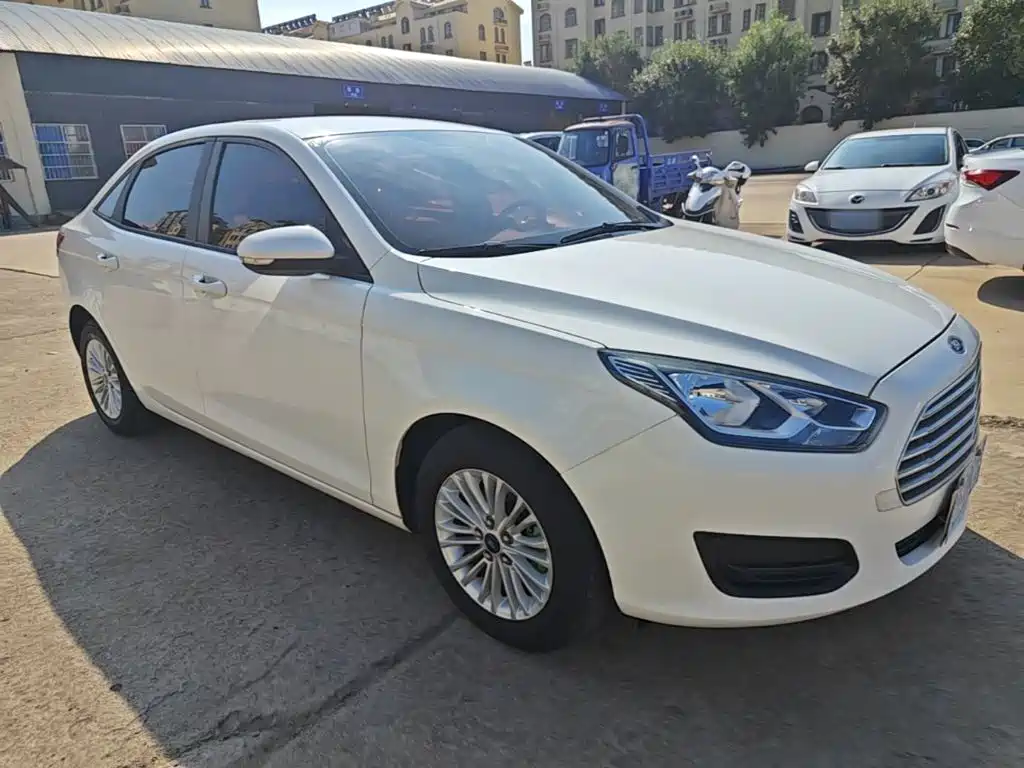 Ford Escort — миниатюра 4