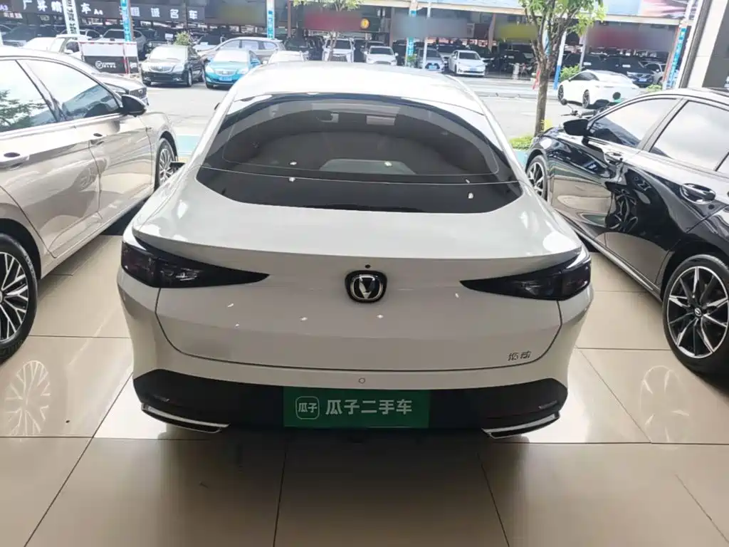 Changan Eado — миниатюра 6