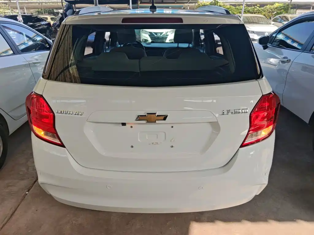 Chevrolet Lova RV — миниатюра 6