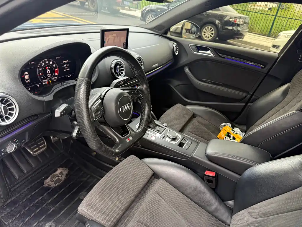 Audi S3 — миниатюра 10