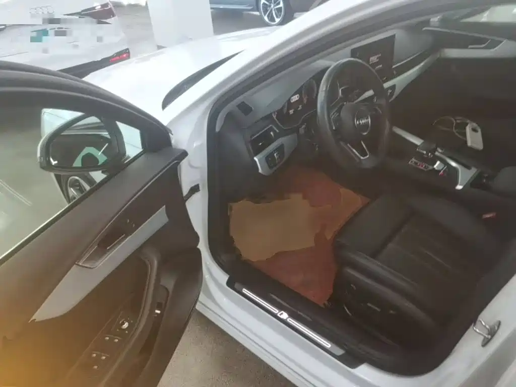 Audi A4L — миниатюра 12