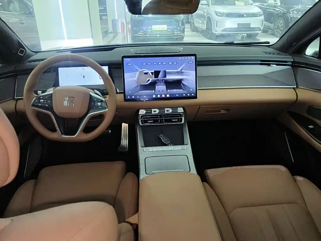 BYD Han L — миниатюра 10