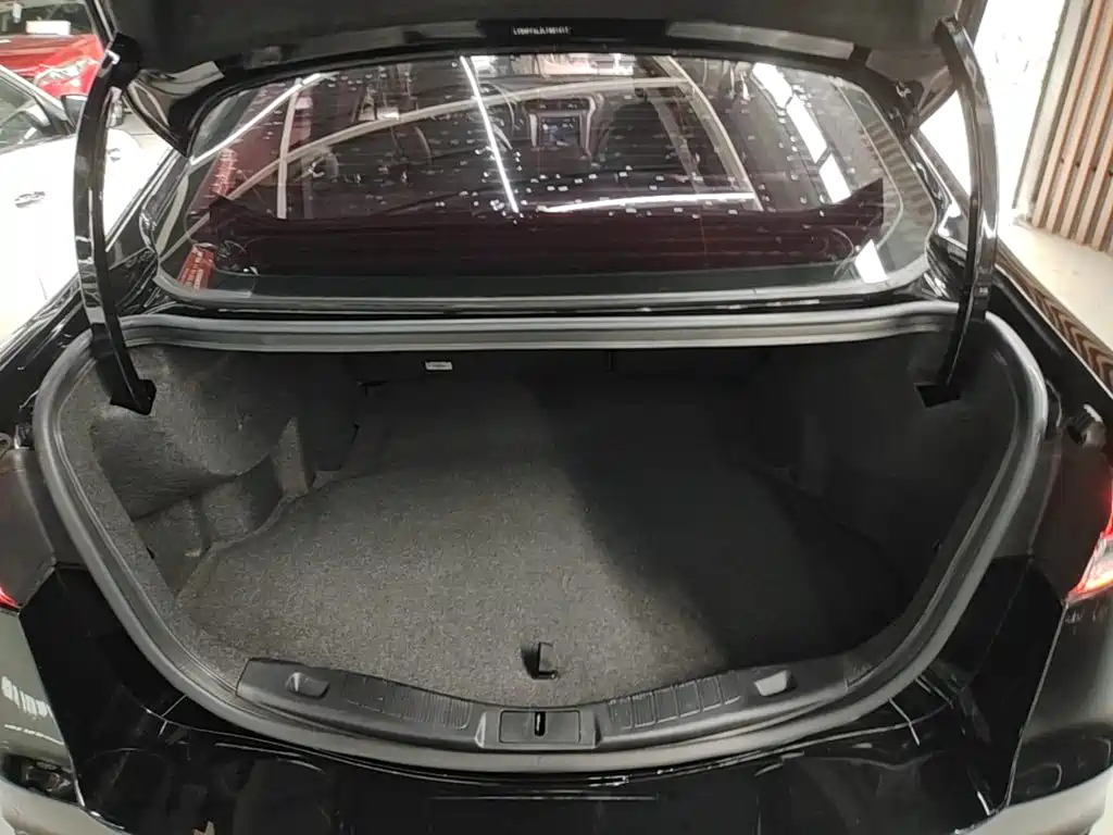 Ford Mondeo — миниатюра 19