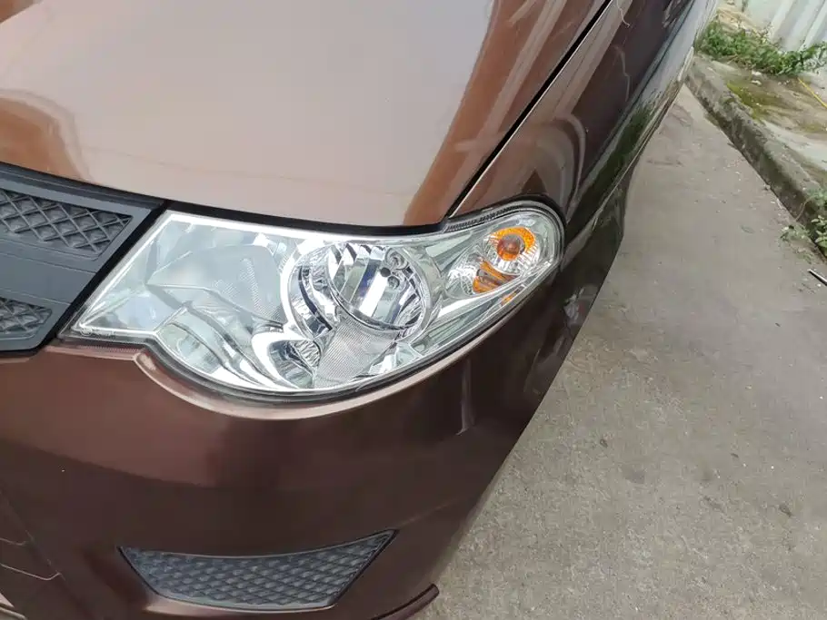 Wuling Hongguang — миниатюра 5